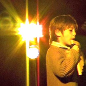 Yannick (7 ans) sur scène - Fête de l'école de musique de Bouc-Bel-Air (2006)